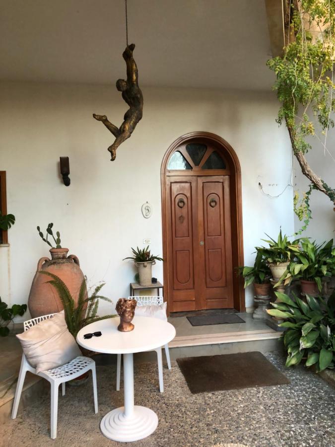 Artroom Garden Noto Exterior photo